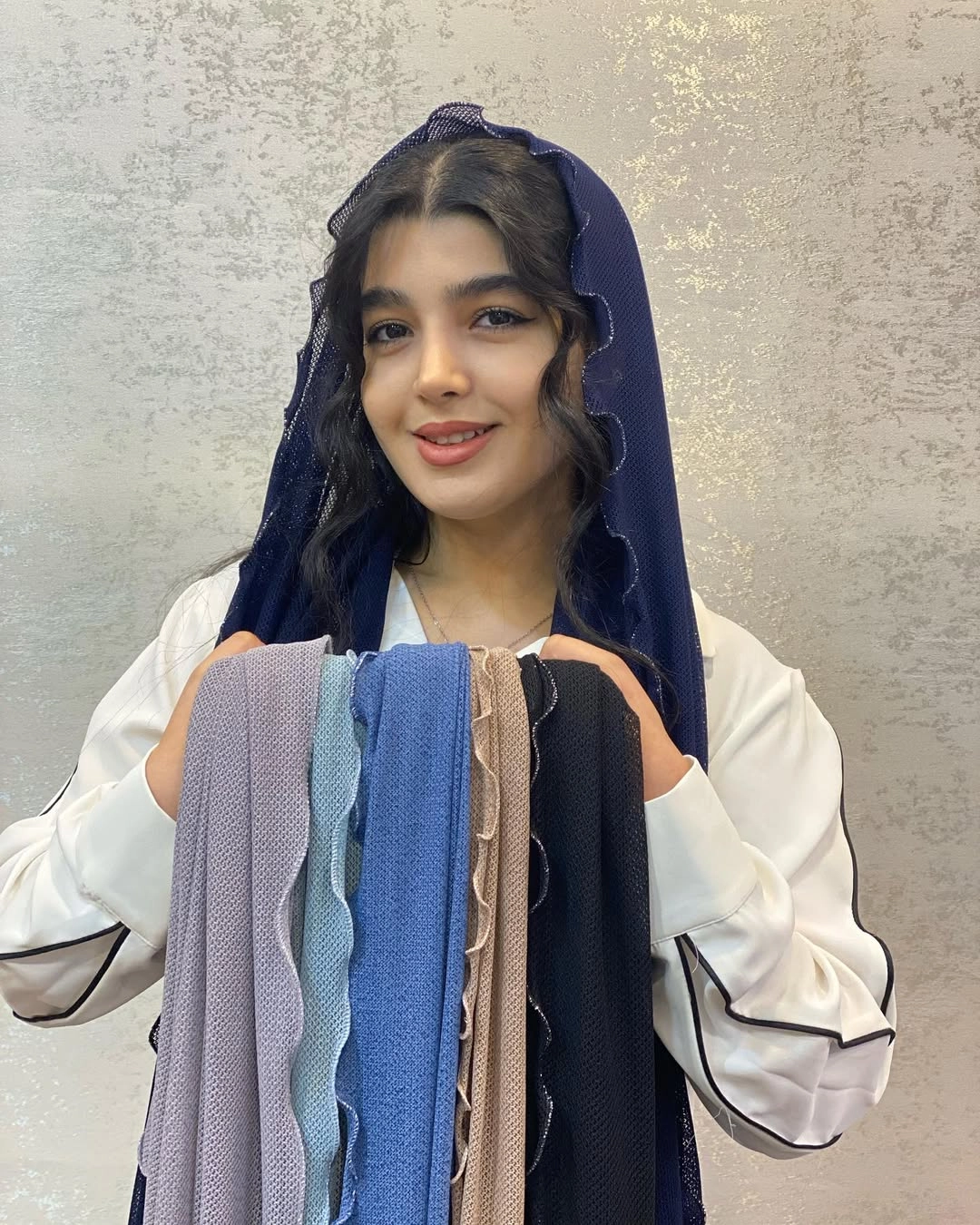 سوزنی لب دالبری - کرم