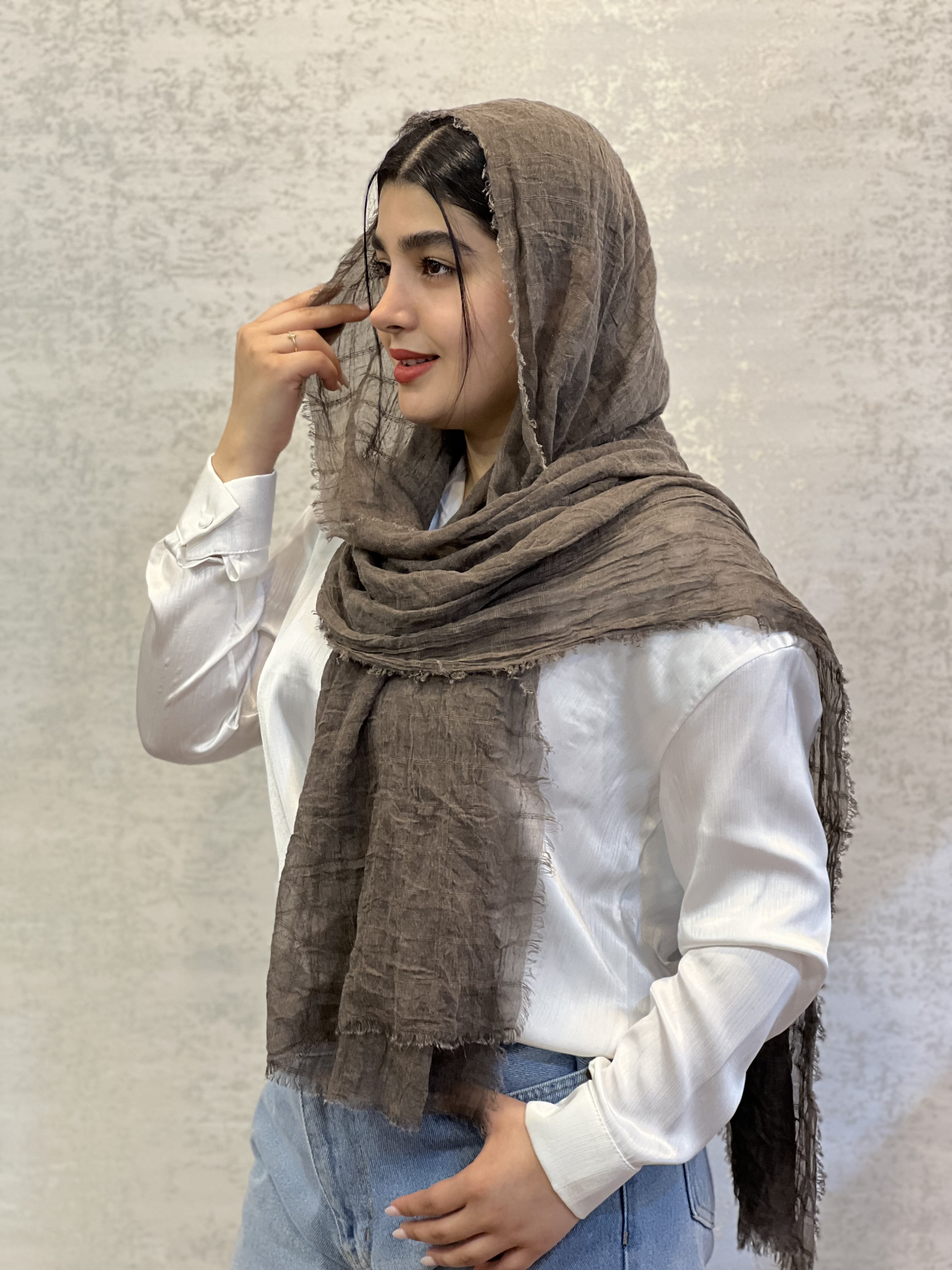 شال گوچی دورریش سبک و خوش‌سر | ارون
